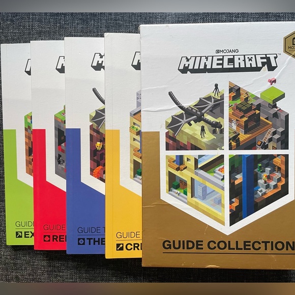 Boxed Minecraft guide books - Picture 2 of 5